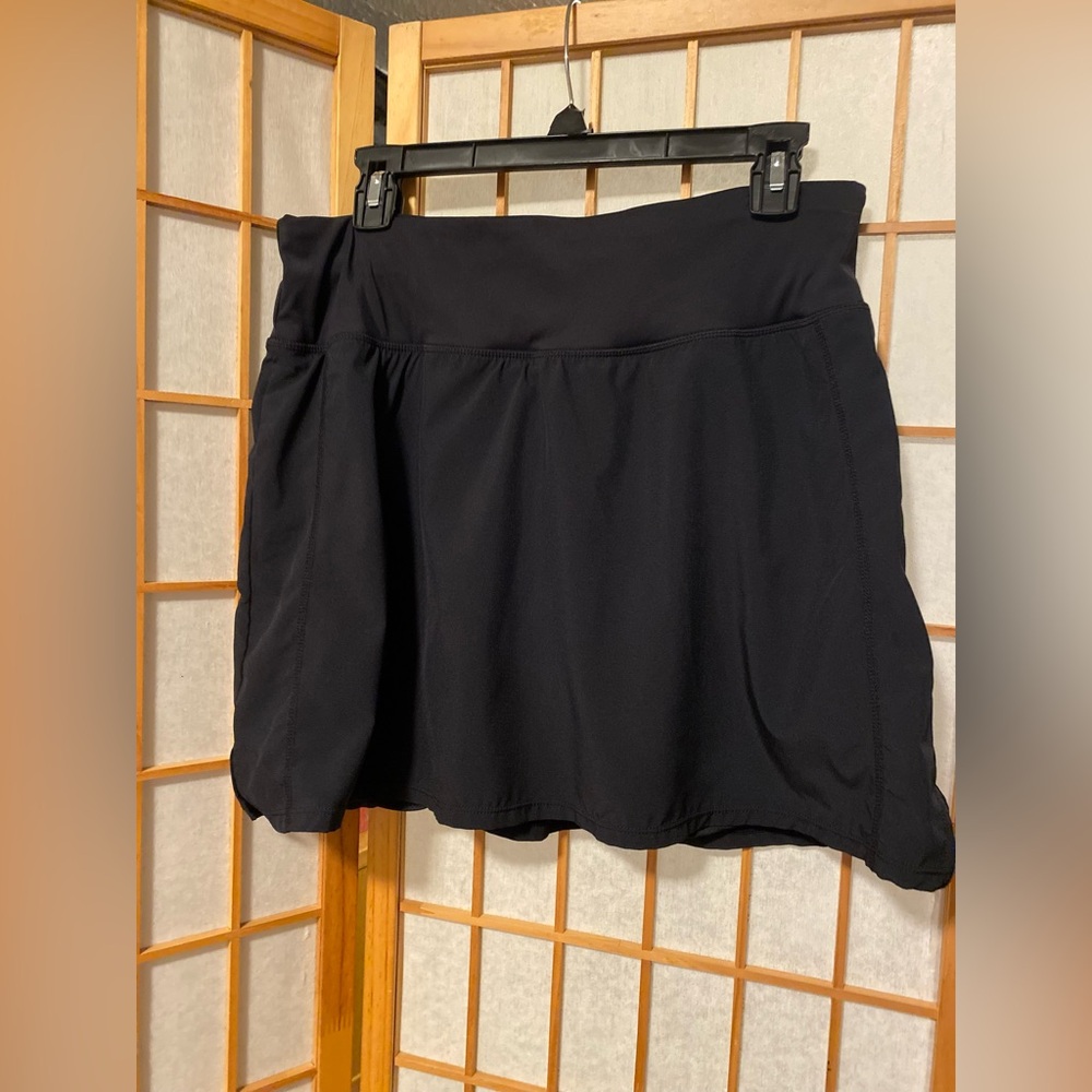 Oalka black skorts